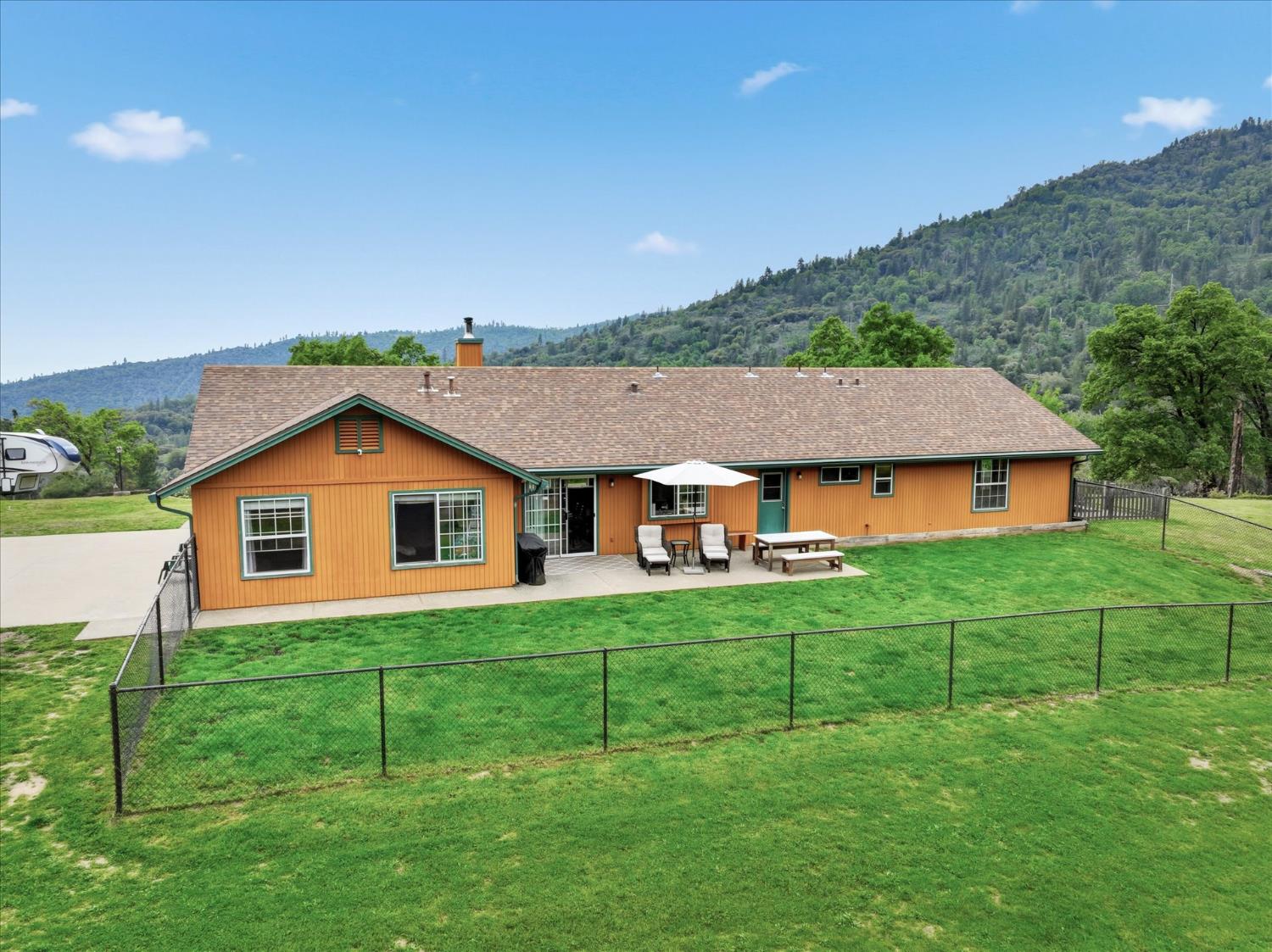 6132 Chowchilla Mountain Road