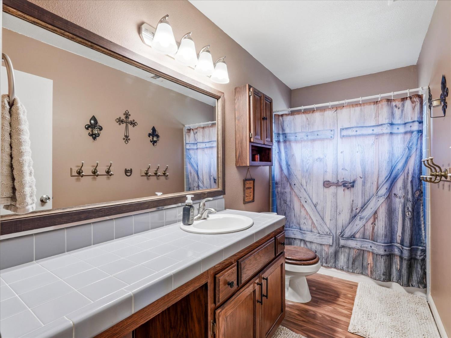 6132 Chowchilla Mountain Road