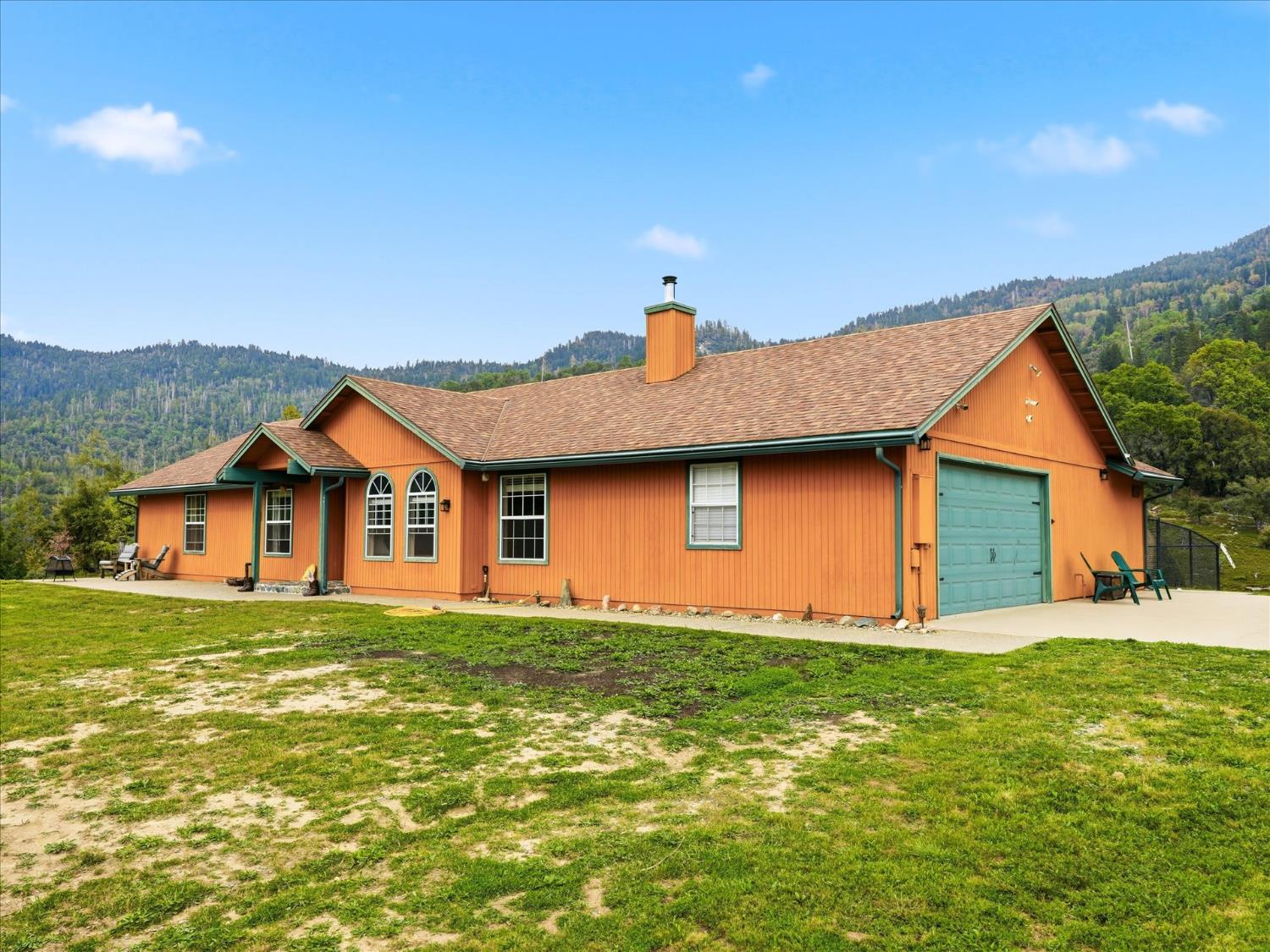 6132 Chowchilla Mountain Road