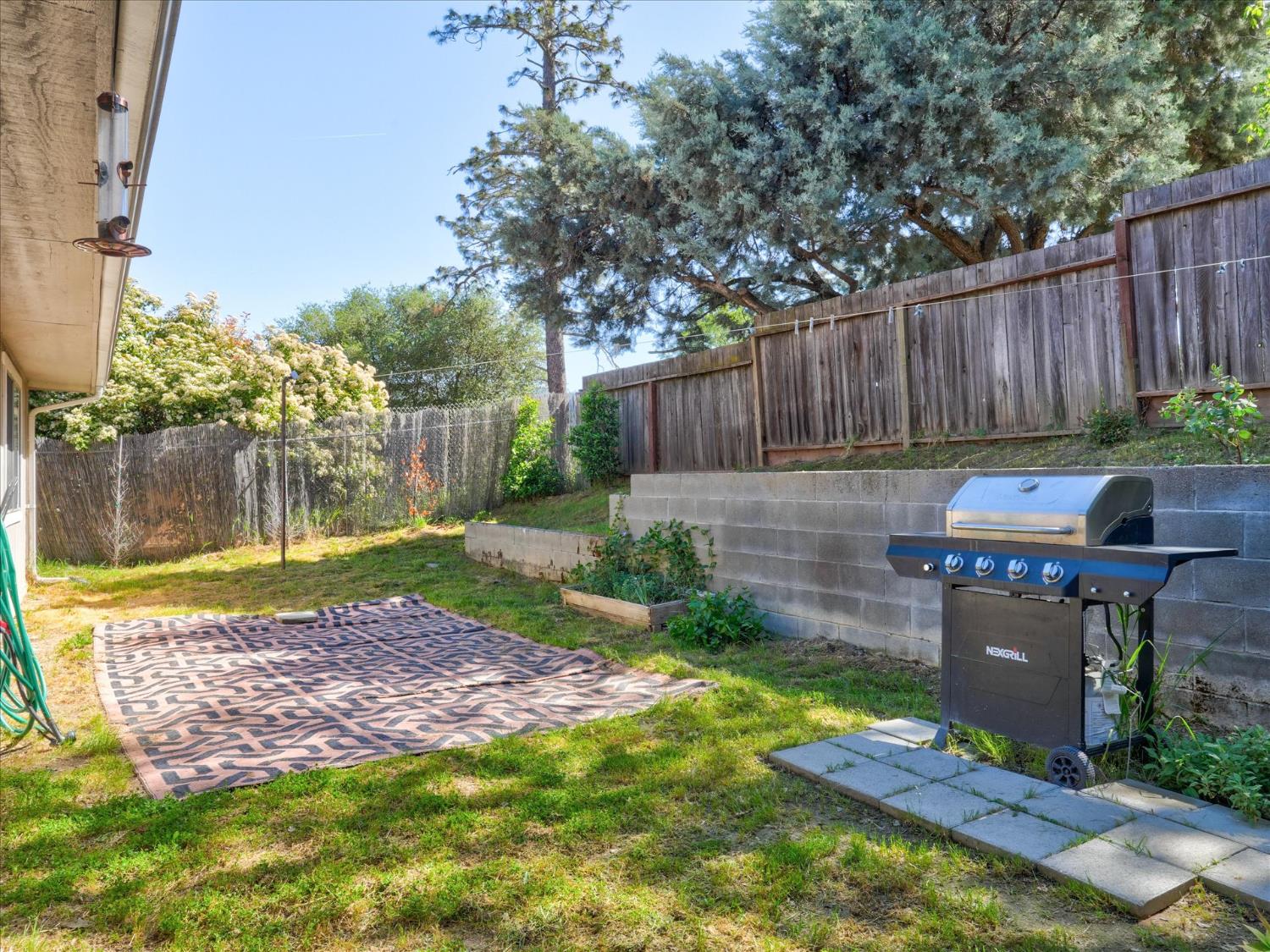 40885 Elliott Drive