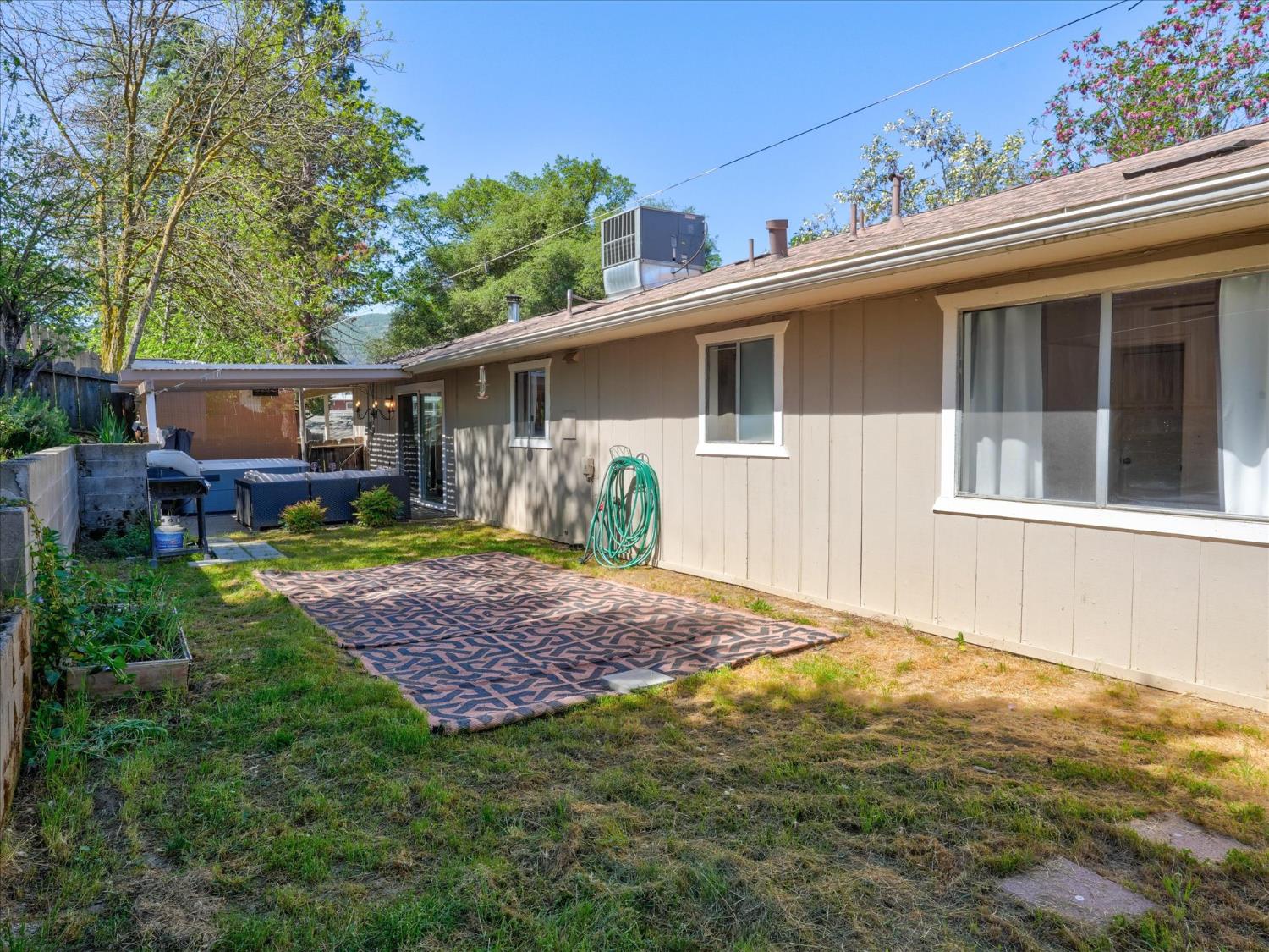 40885 Elliott Drive