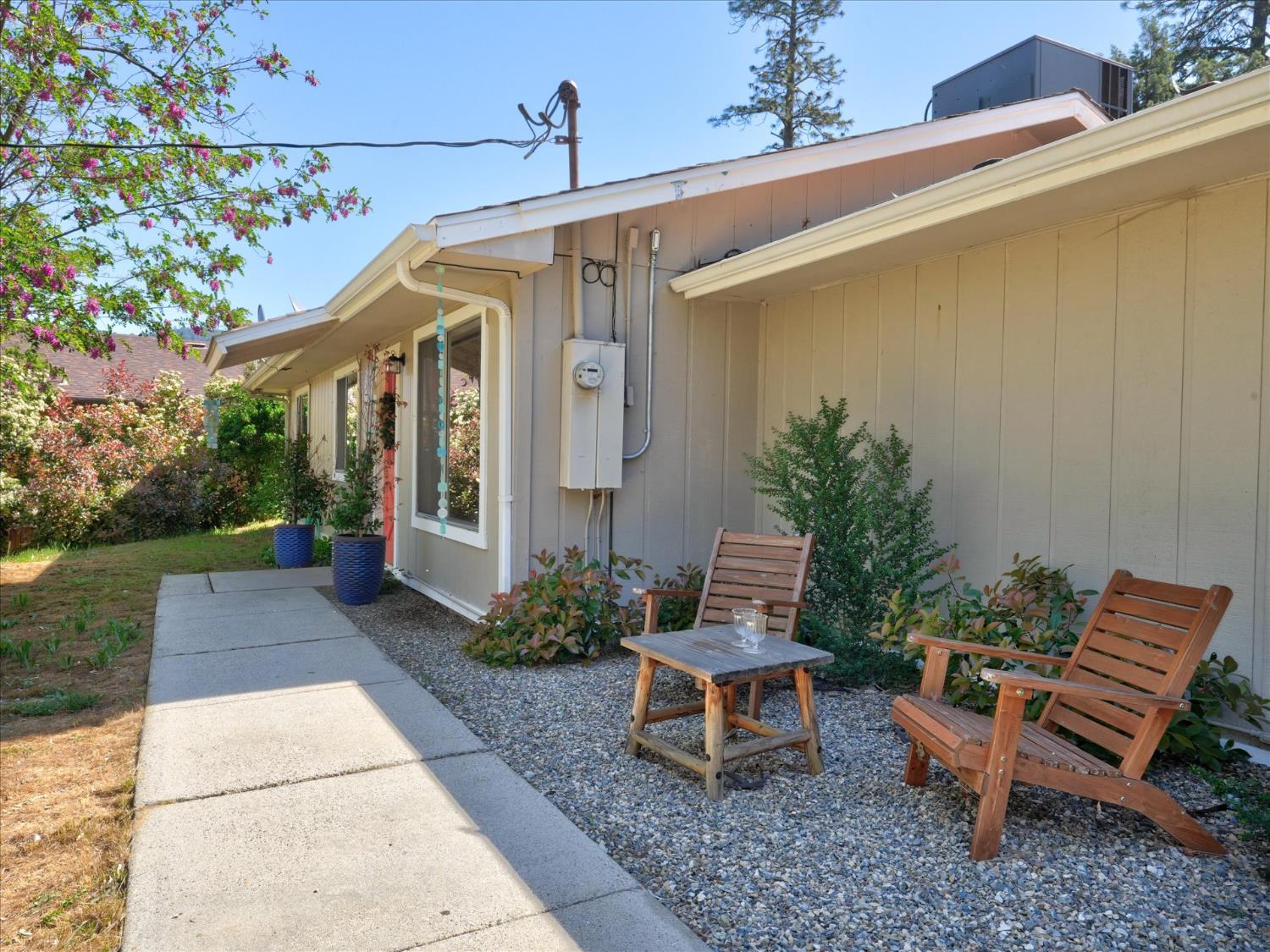 40885 Elliott Drive