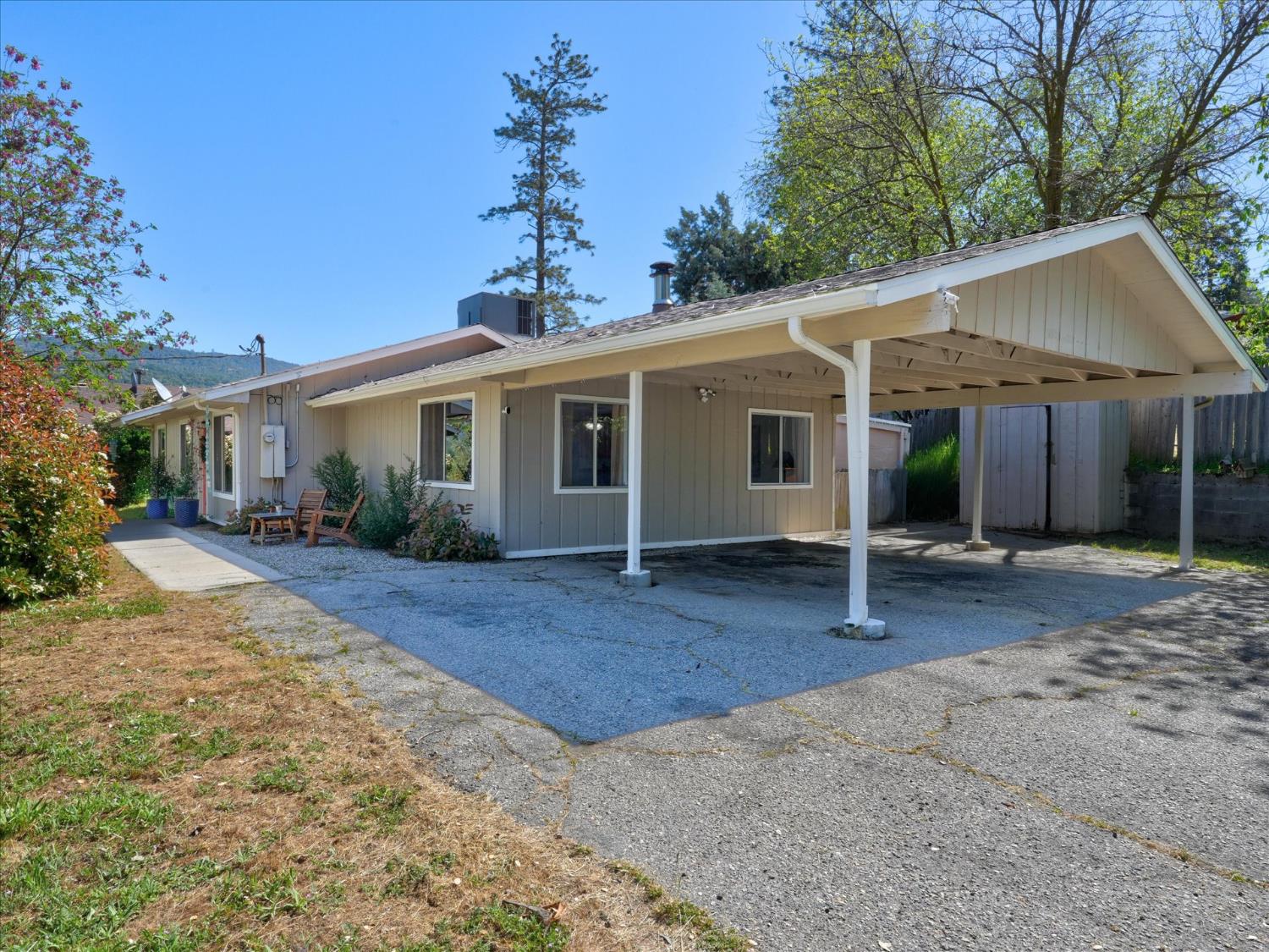 40885 Elliott Drive