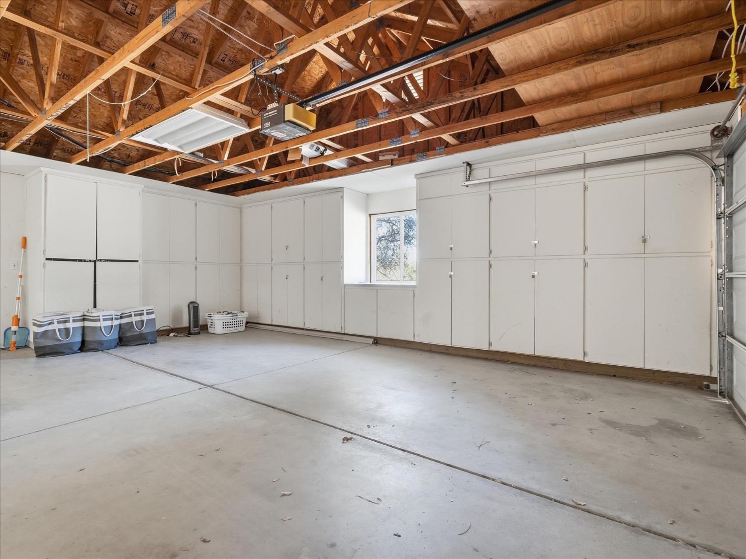 41100 Jean Rd. W Road