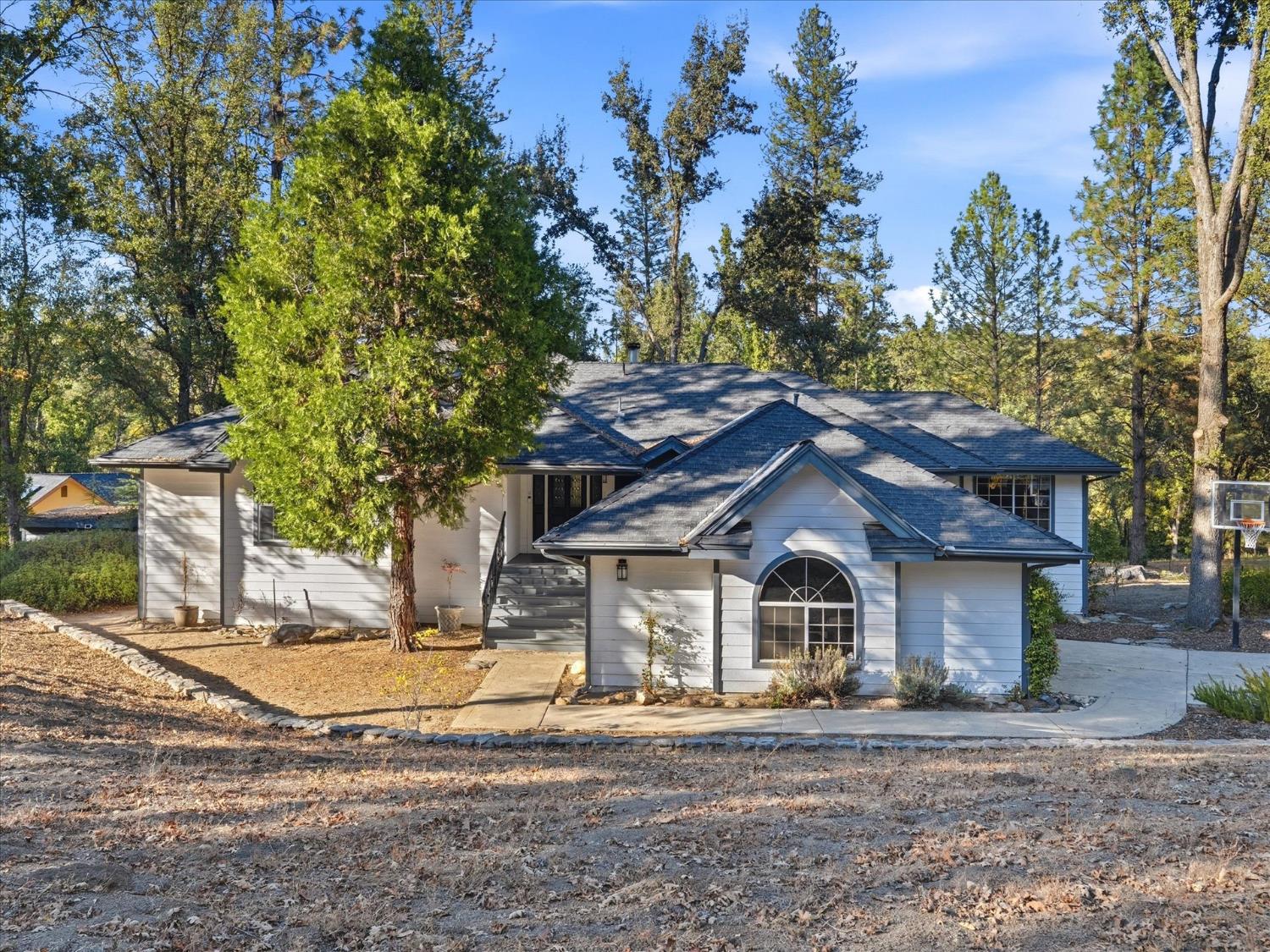 46055 Sutton Drive