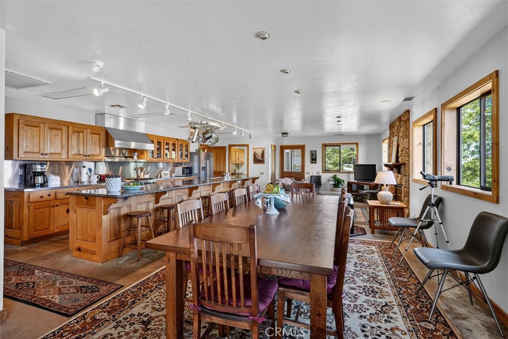 5851 Mount Bullion Ridge