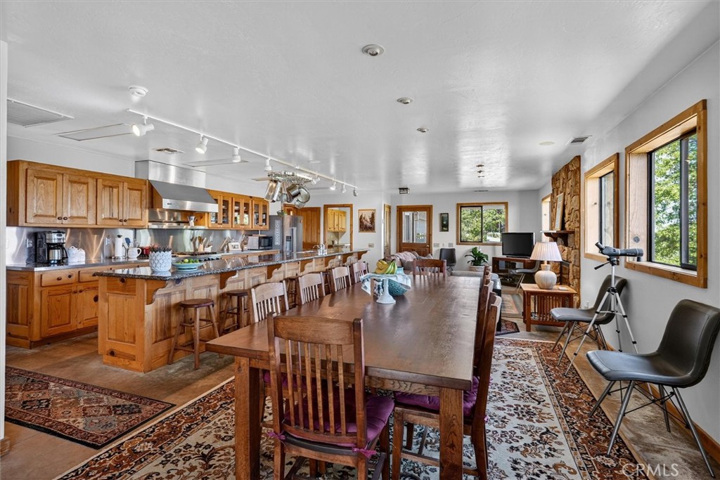 5851 Mount Bullion Ridge