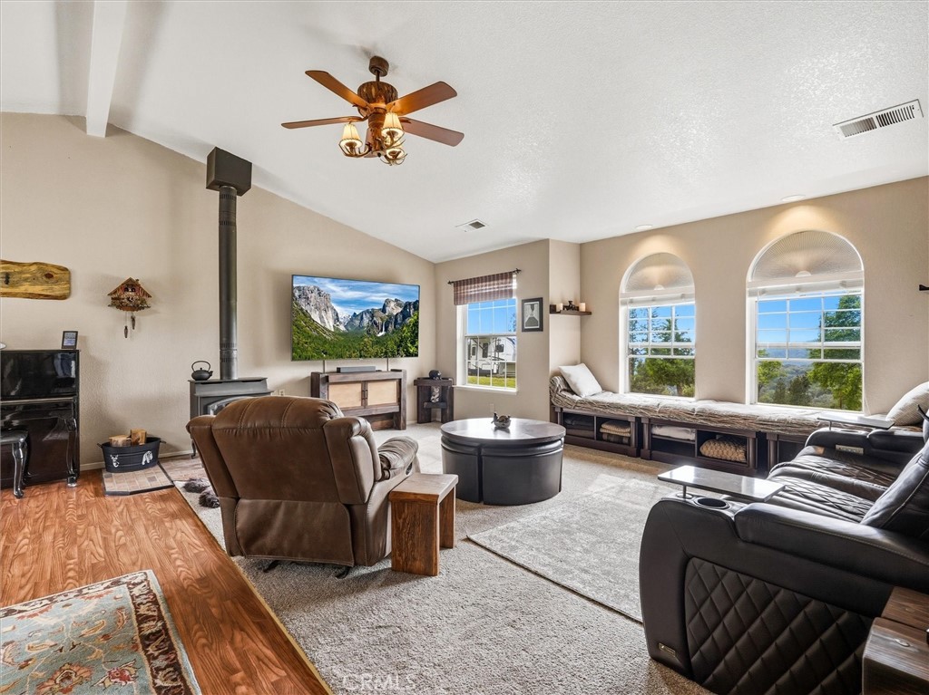 6132 Chowchilla Mountain