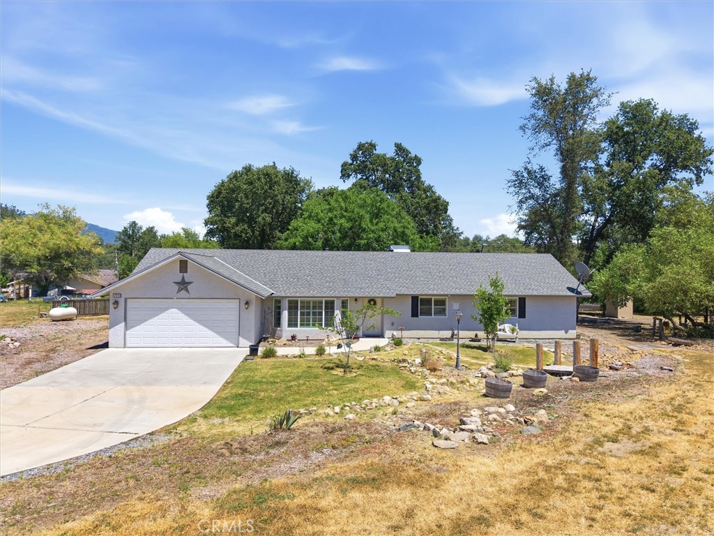 47818 Road 417