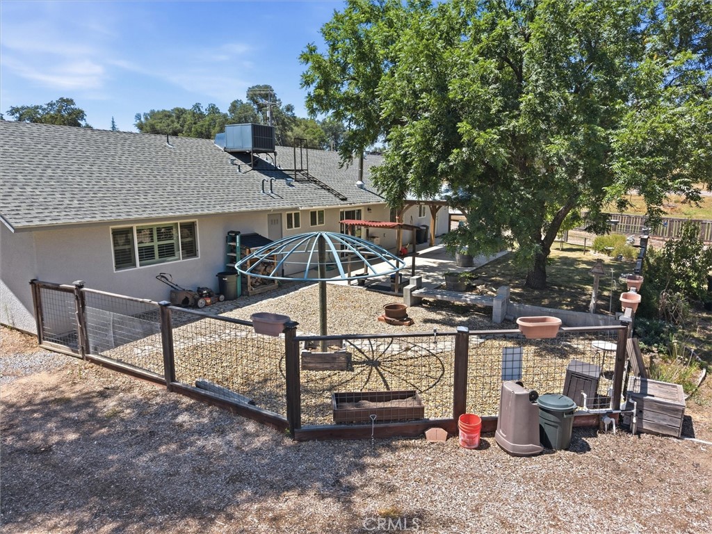47818 Road 417