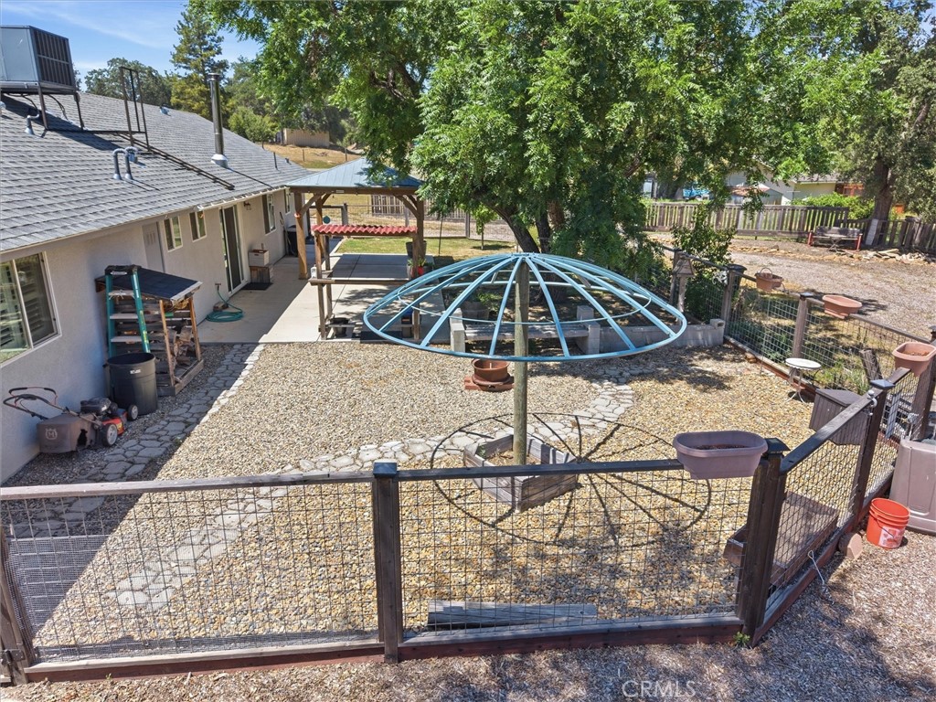 47818 Road 417
