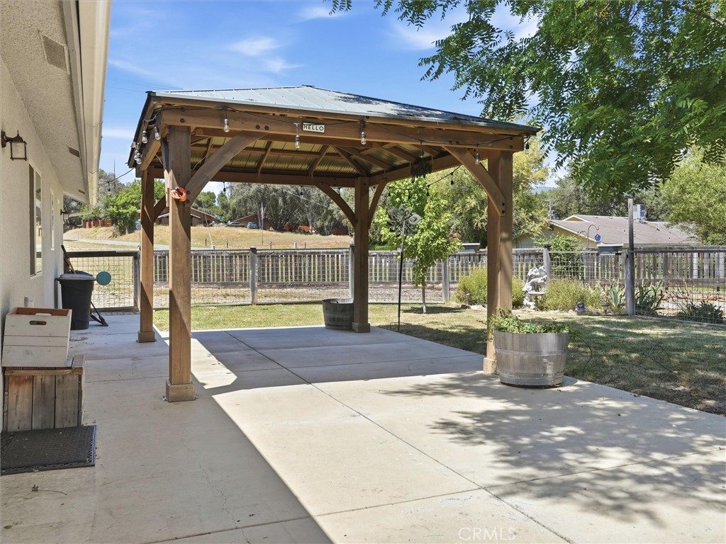 47818 Road 417