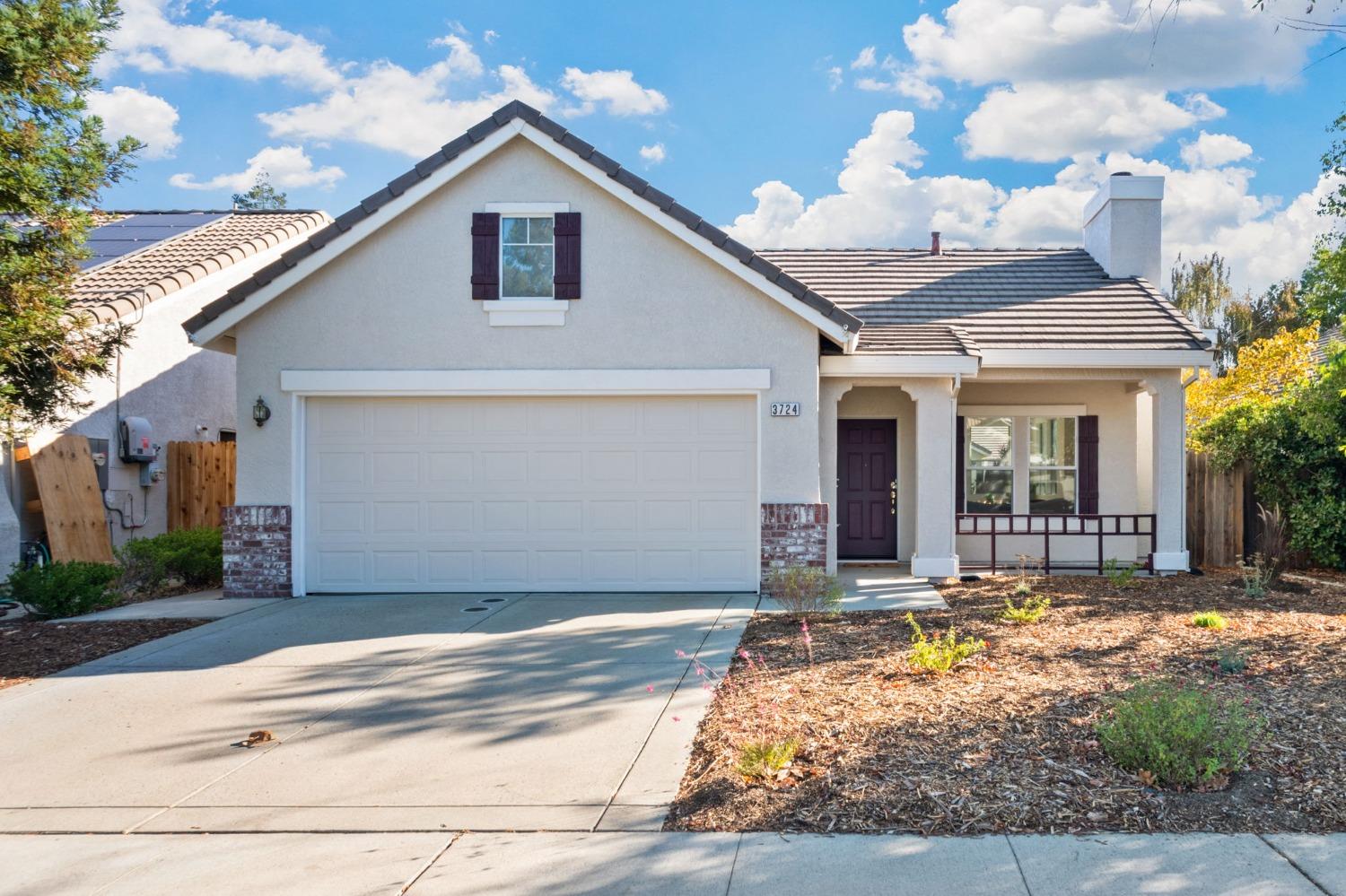3724 Poppy Hill Way