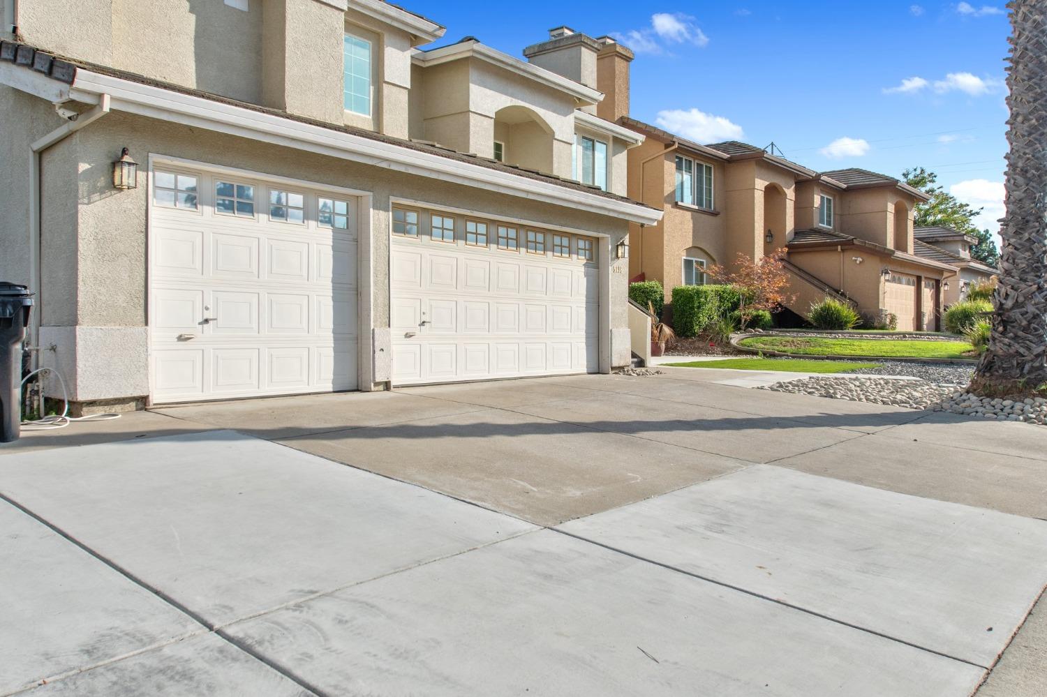 5116 Vista Sierra Drive