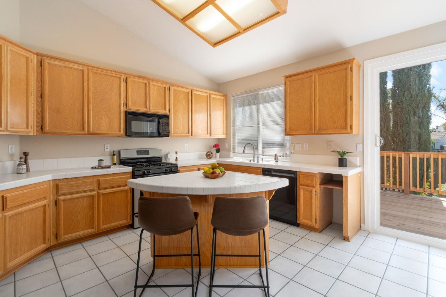 5116 Vista Sierra Drive