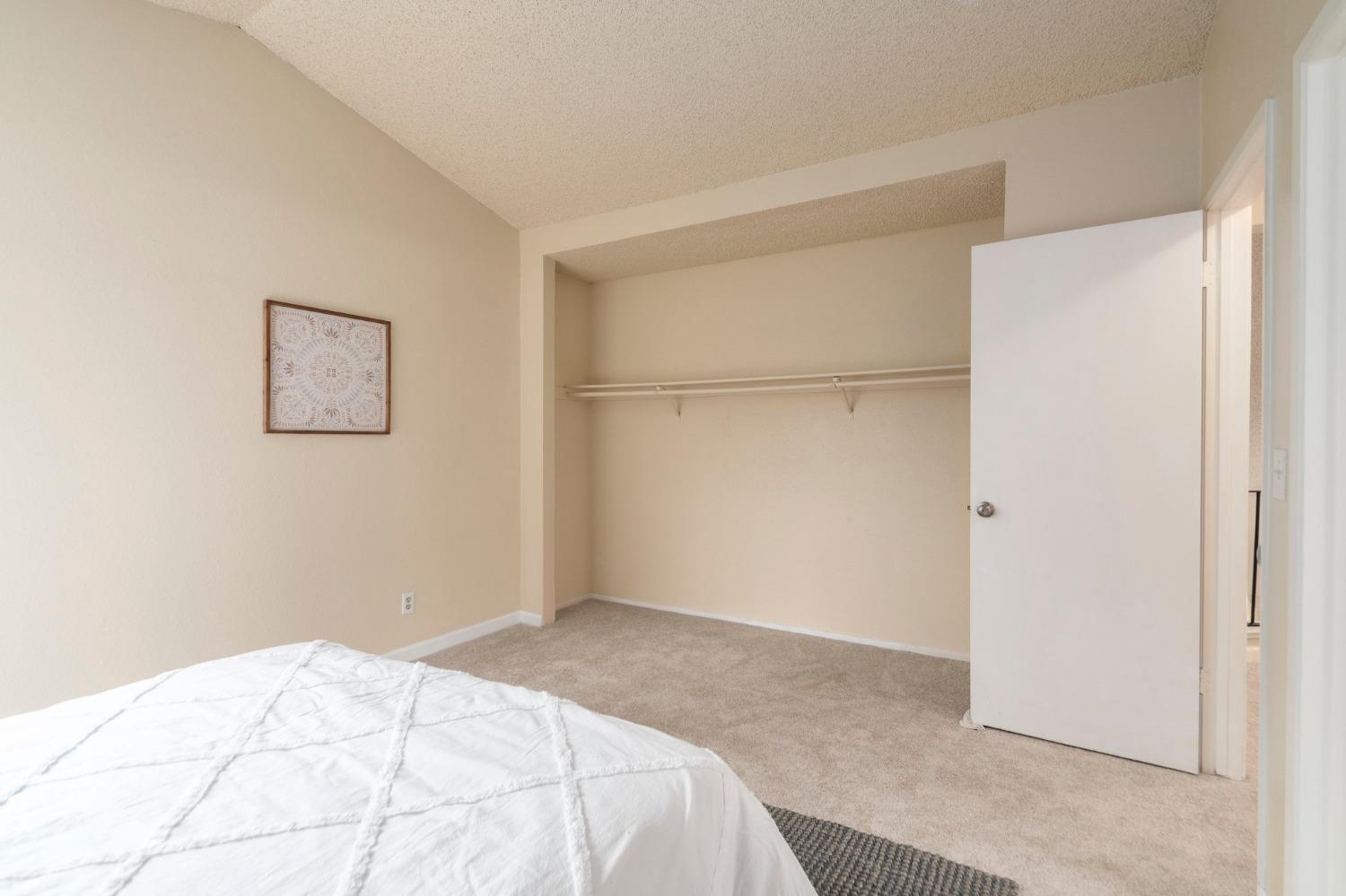 1084 Millet Way