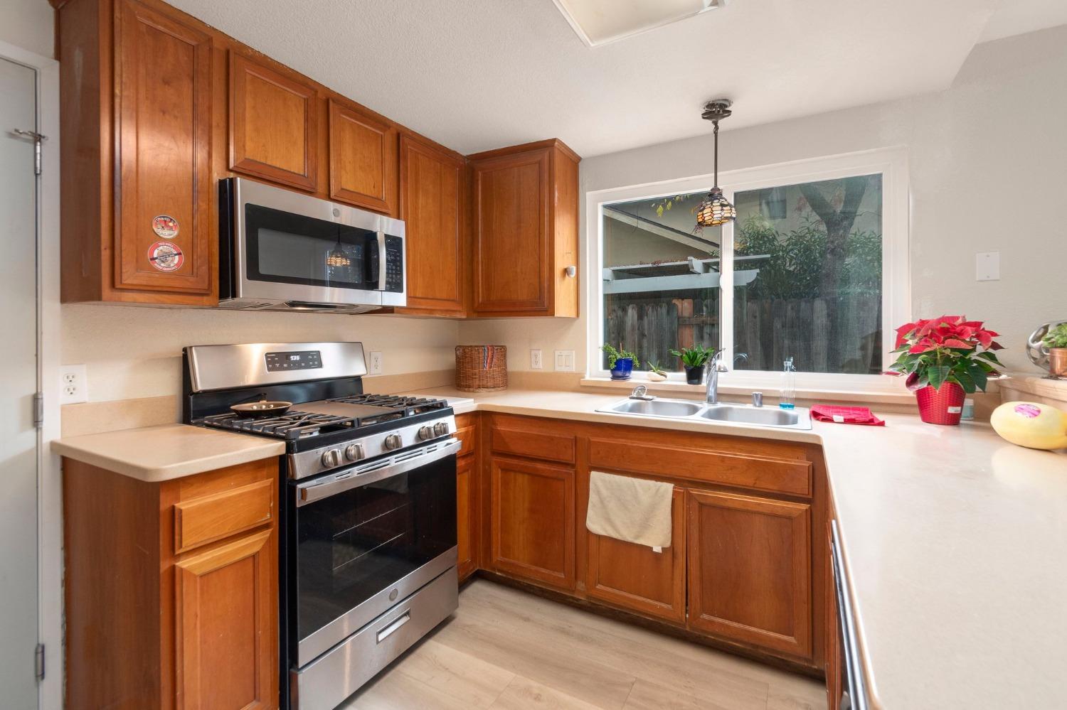 1084 Millet Way