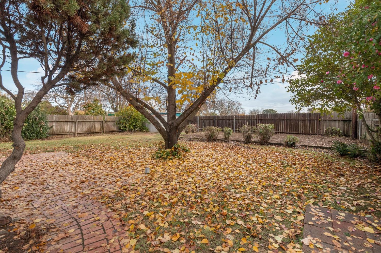2724 Northglen Street