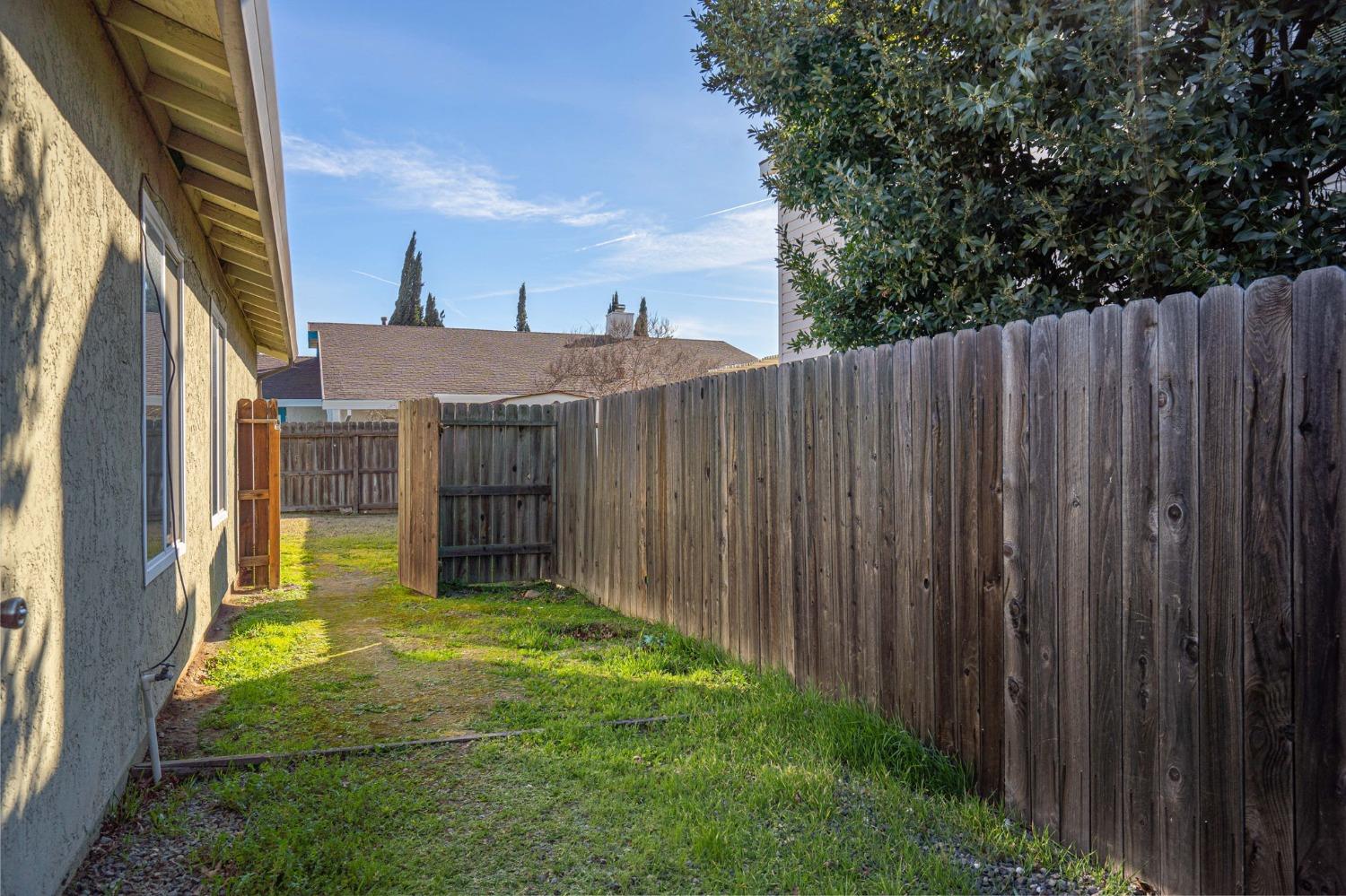 8276 Scottsdale Drive