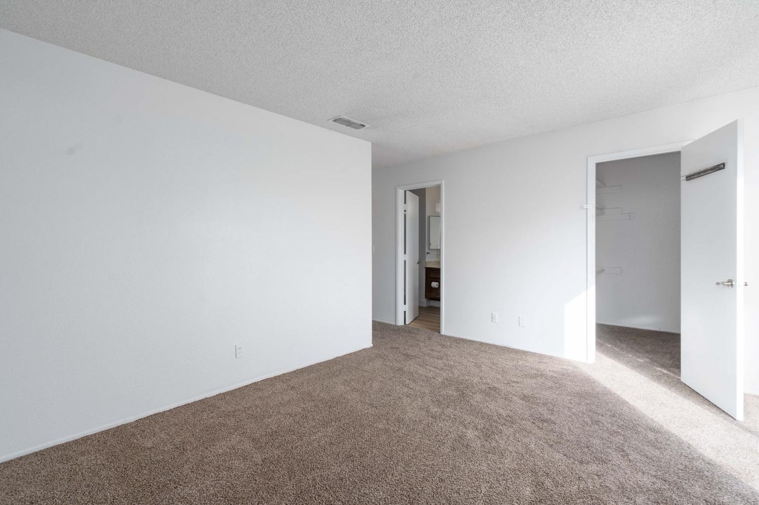 8276 Scottsdale Drive