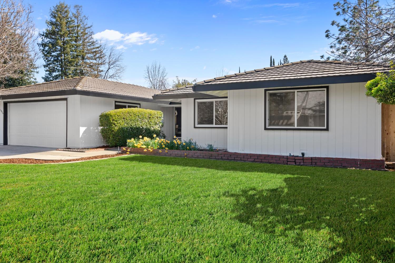 7924 Wildridge Drive