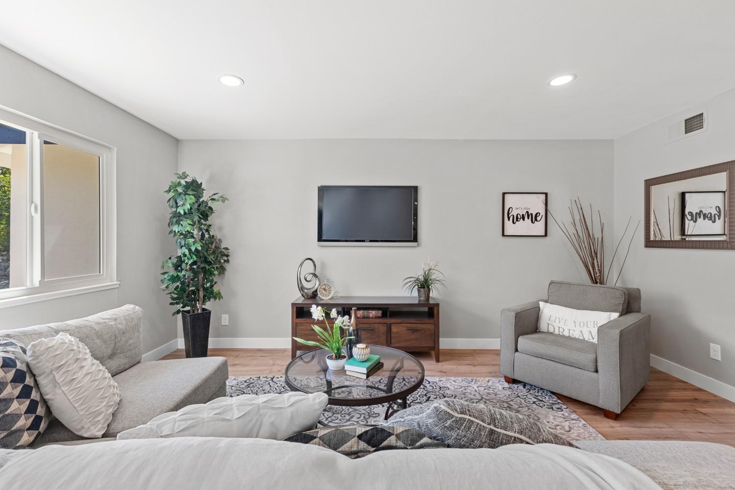 7924 Wildridge Drive