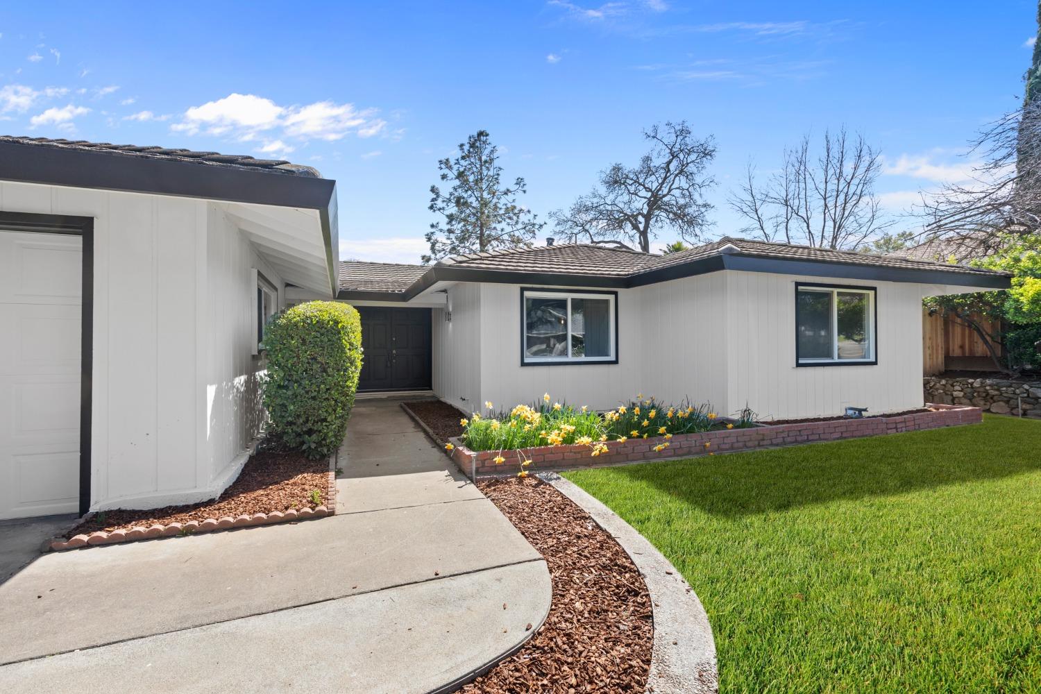 7924 Wildridge Drive