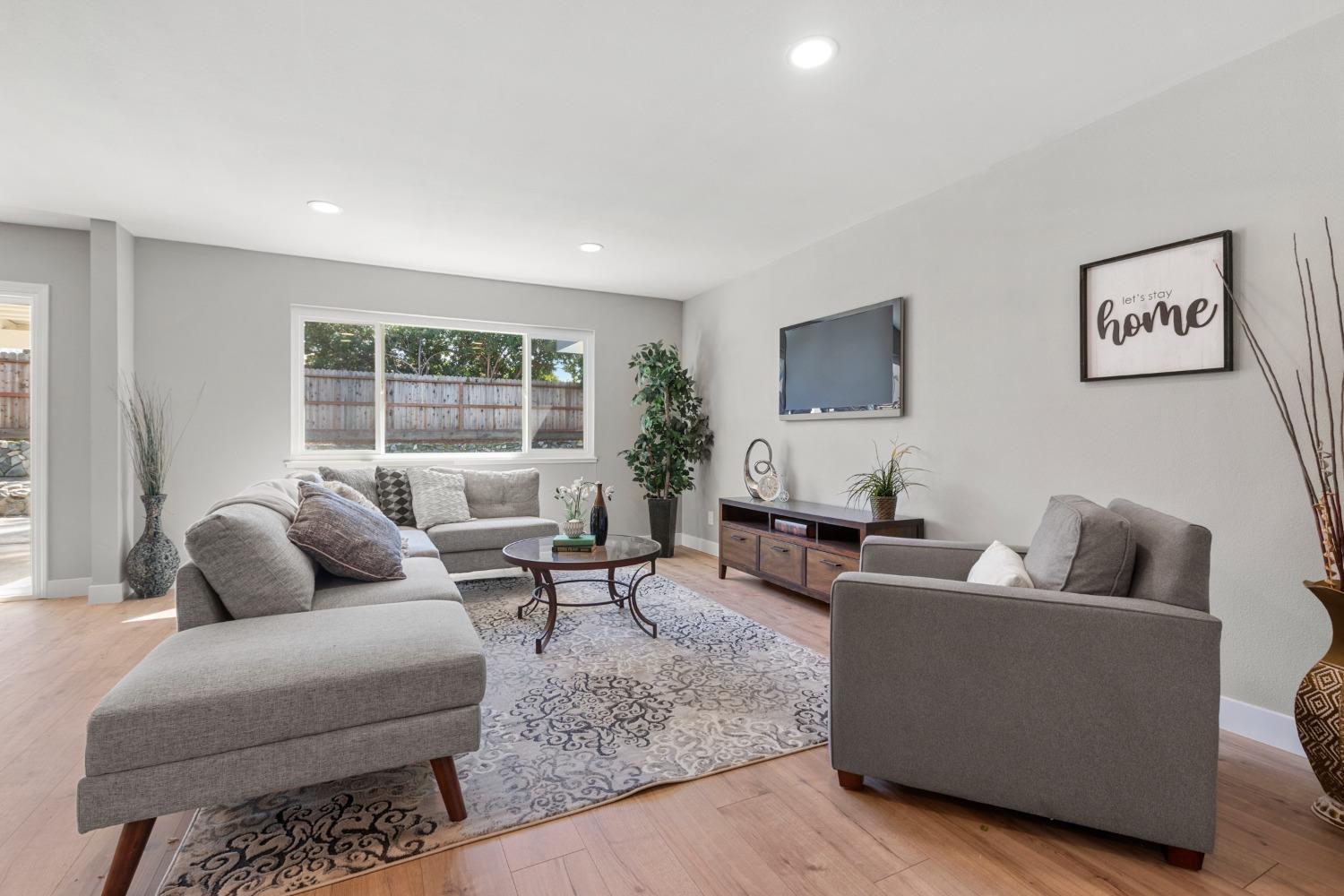 7924 Wildridge Drive