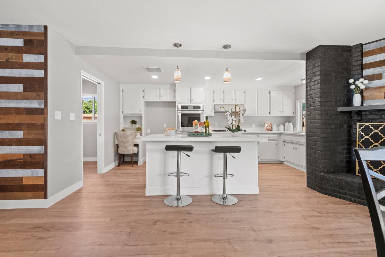 7924 Wildridge Drive