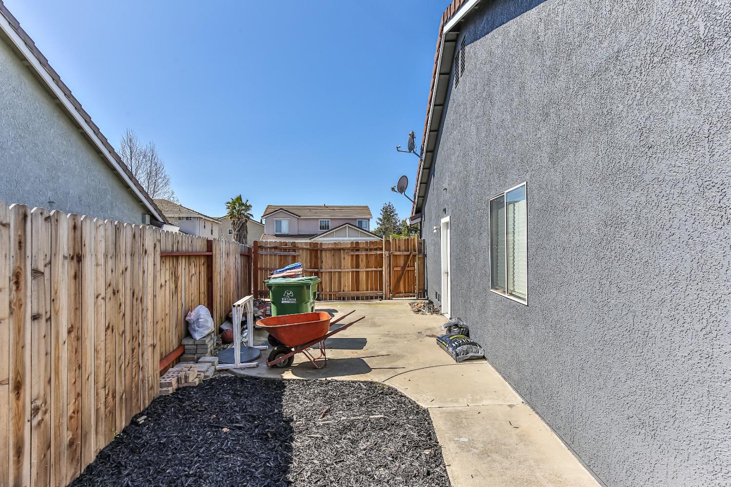 8489 Mcgray Way
