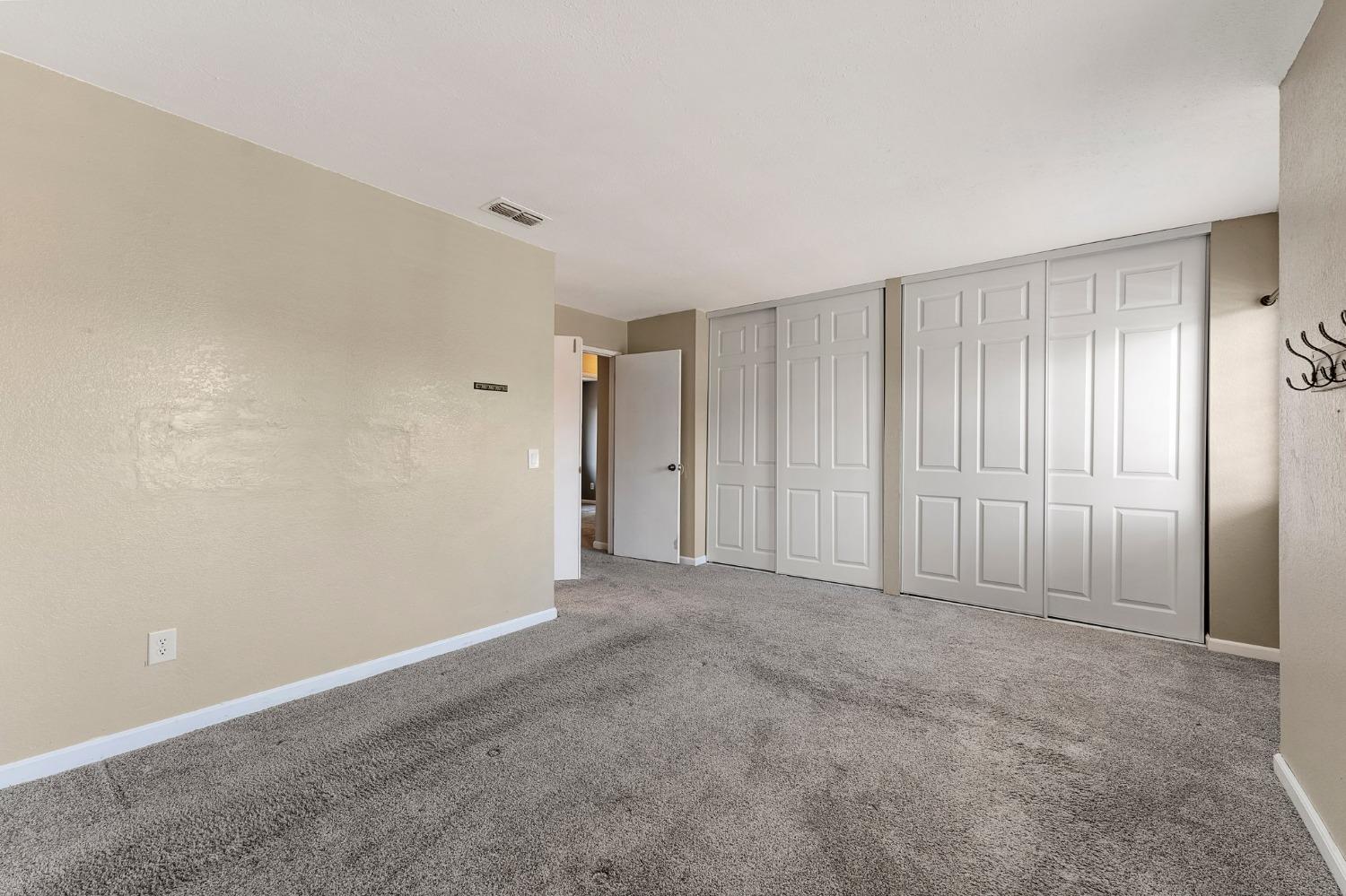 912 Maplegrove Way