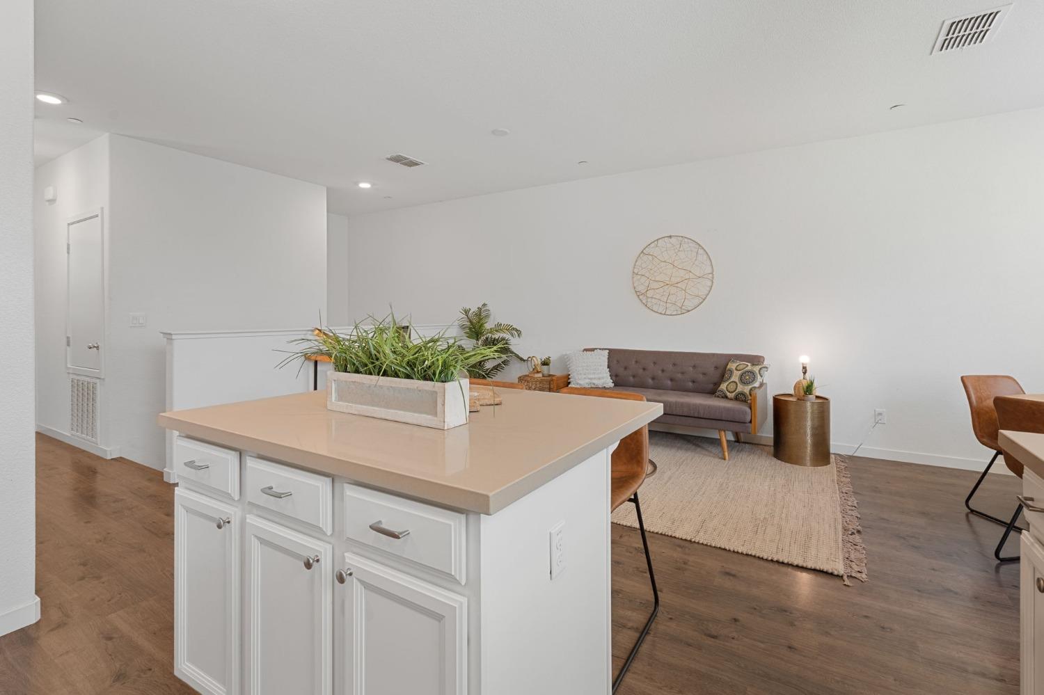 2559 Radar Lane