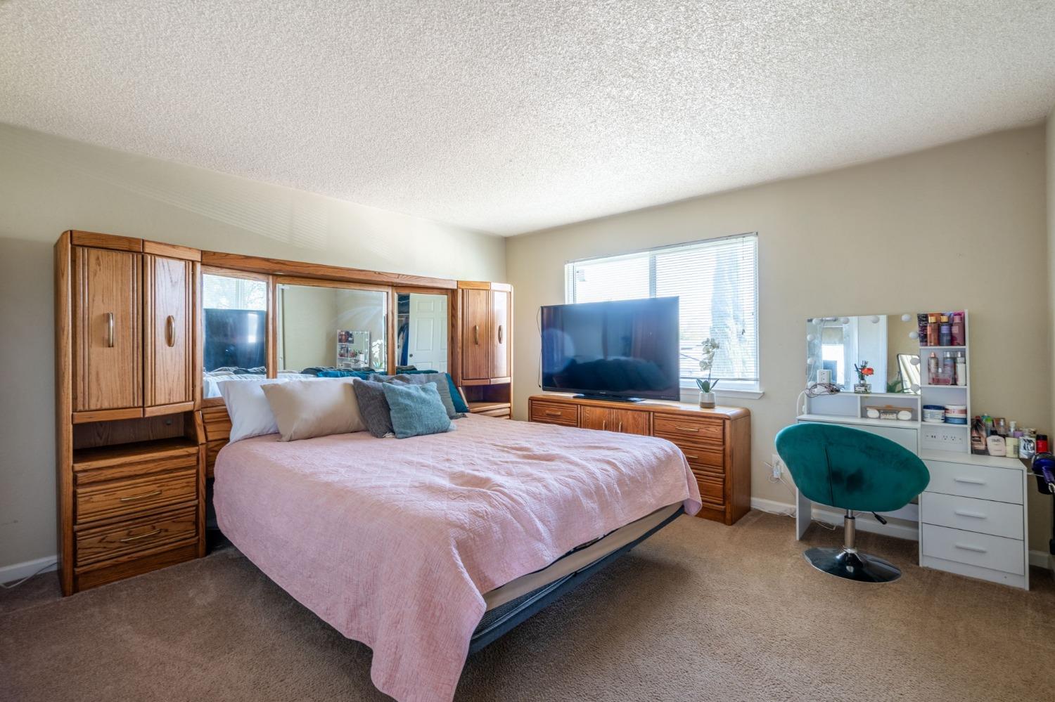 4523 Breckenridge Way