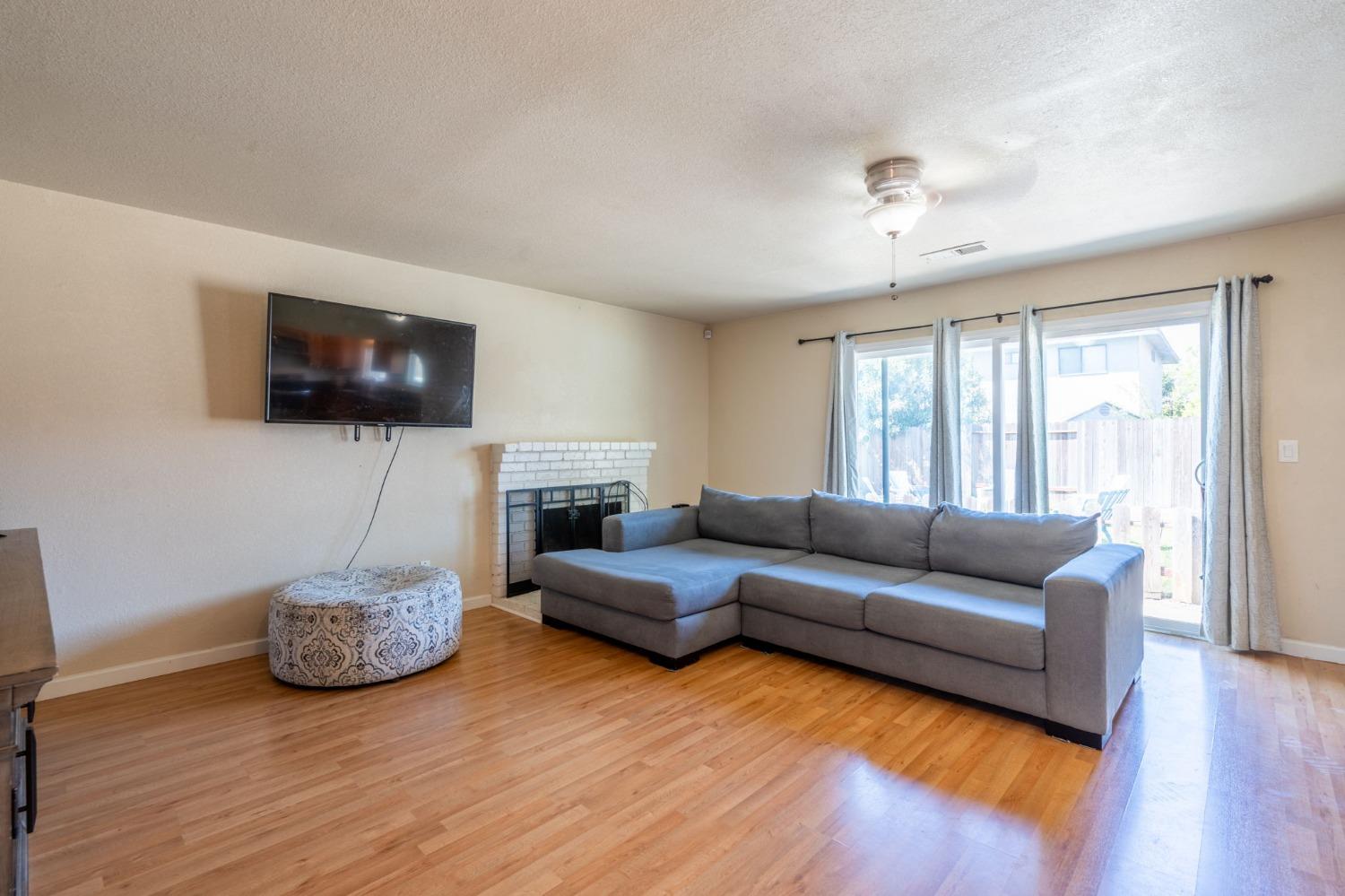 4523 Breckenridge Way