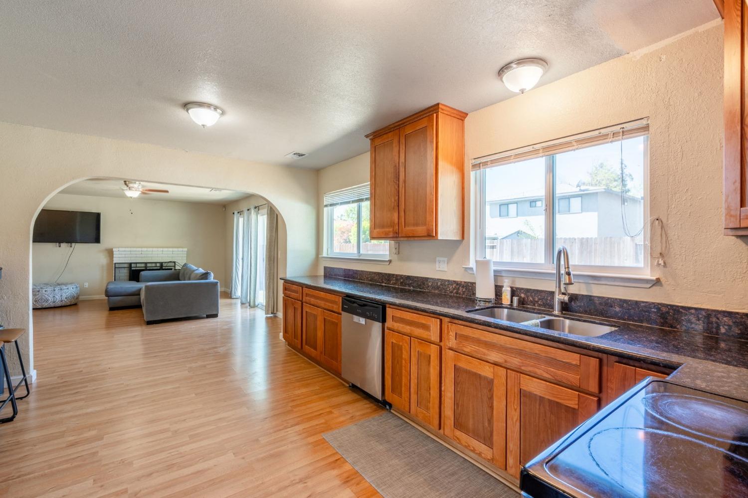 4523 Breckenridge Way