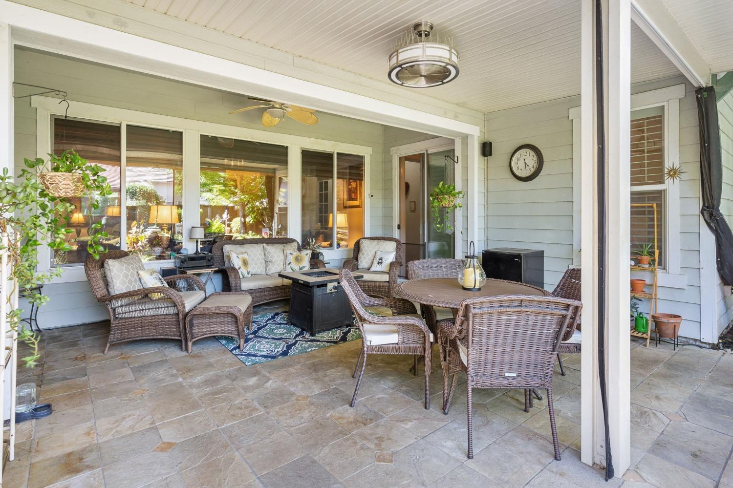 2624 Heritage Park Lane