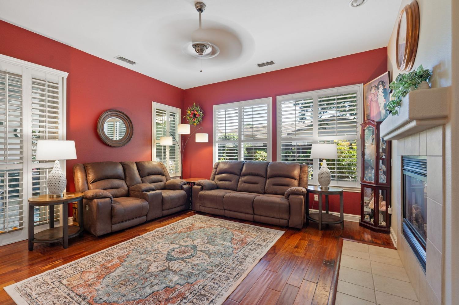 2624 Heritage Park Lane