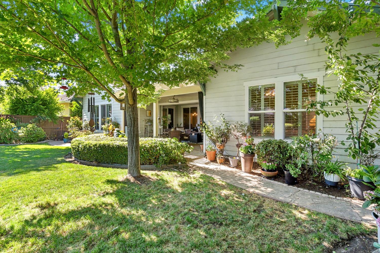 2624 Heritage Park Lane