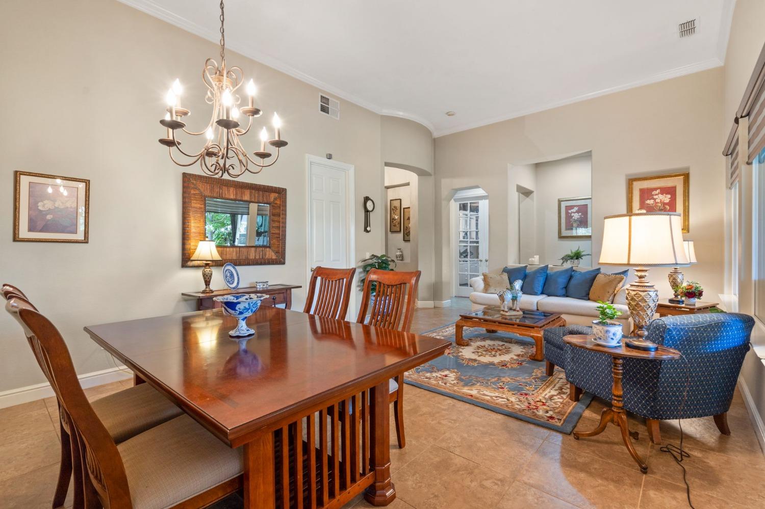 2624 Heritage Park Lane