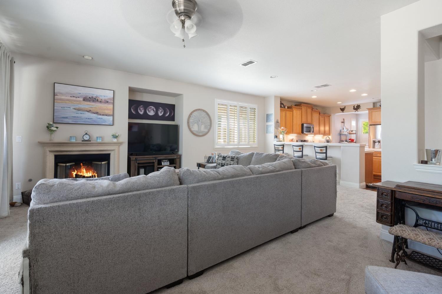 2742 San Marin Lane
