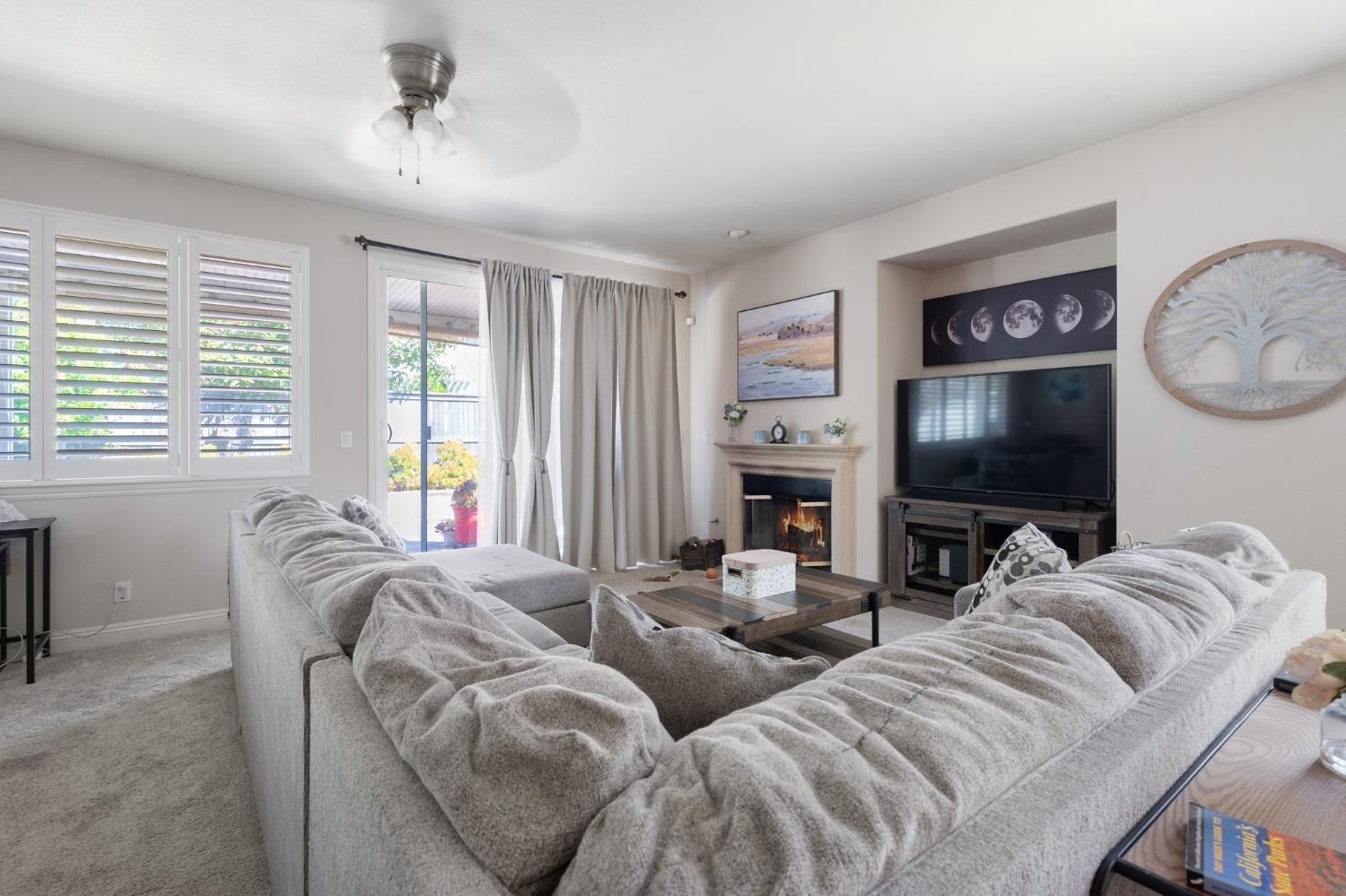 2742 San Marin Lane