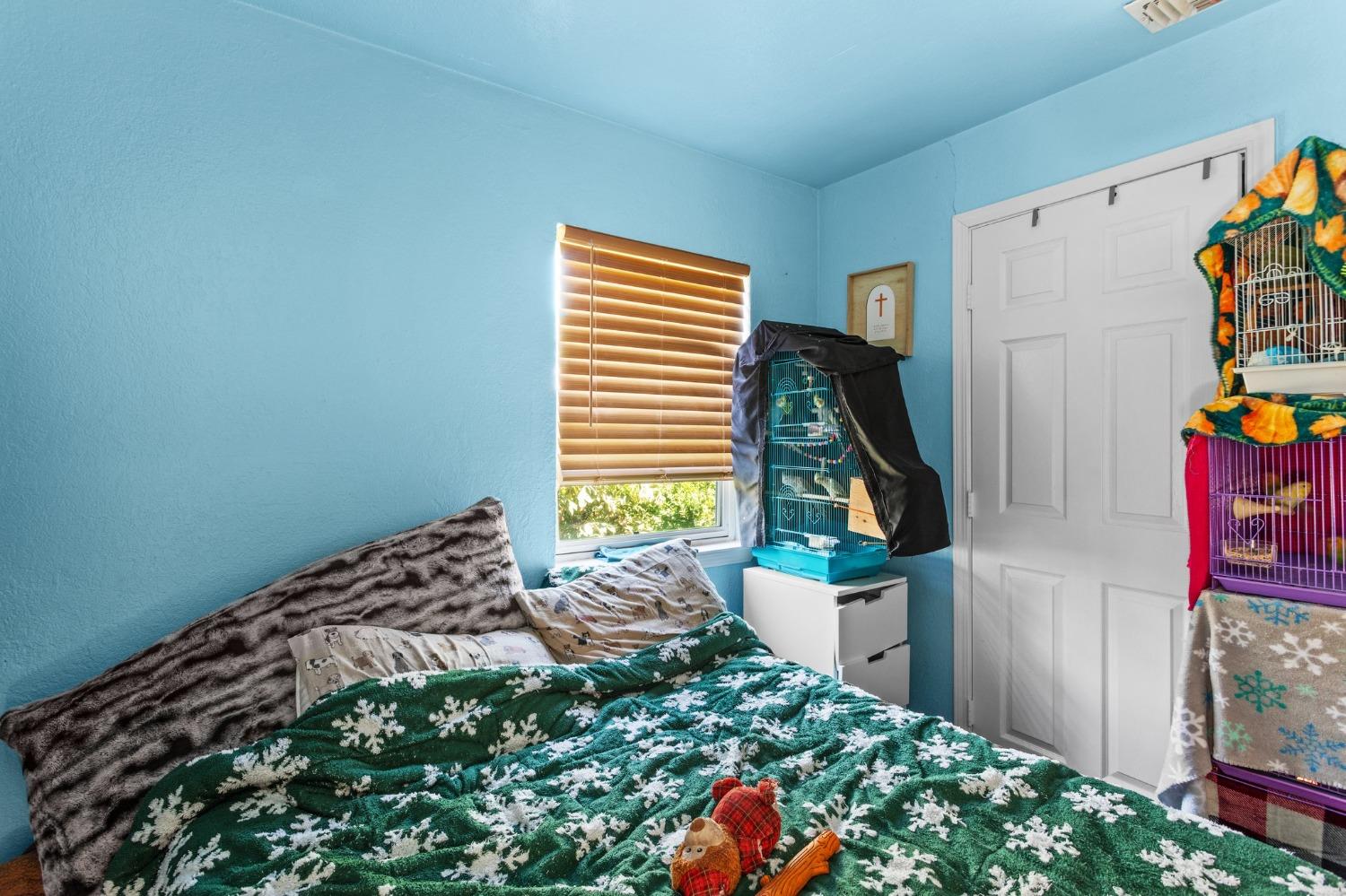 2332 Traction Avenue