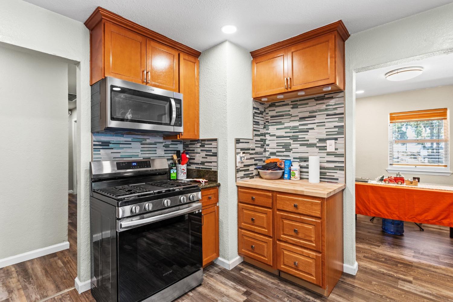 2332 Traction Avenue