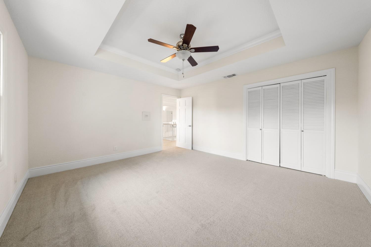 1946 Vista Creek Drive