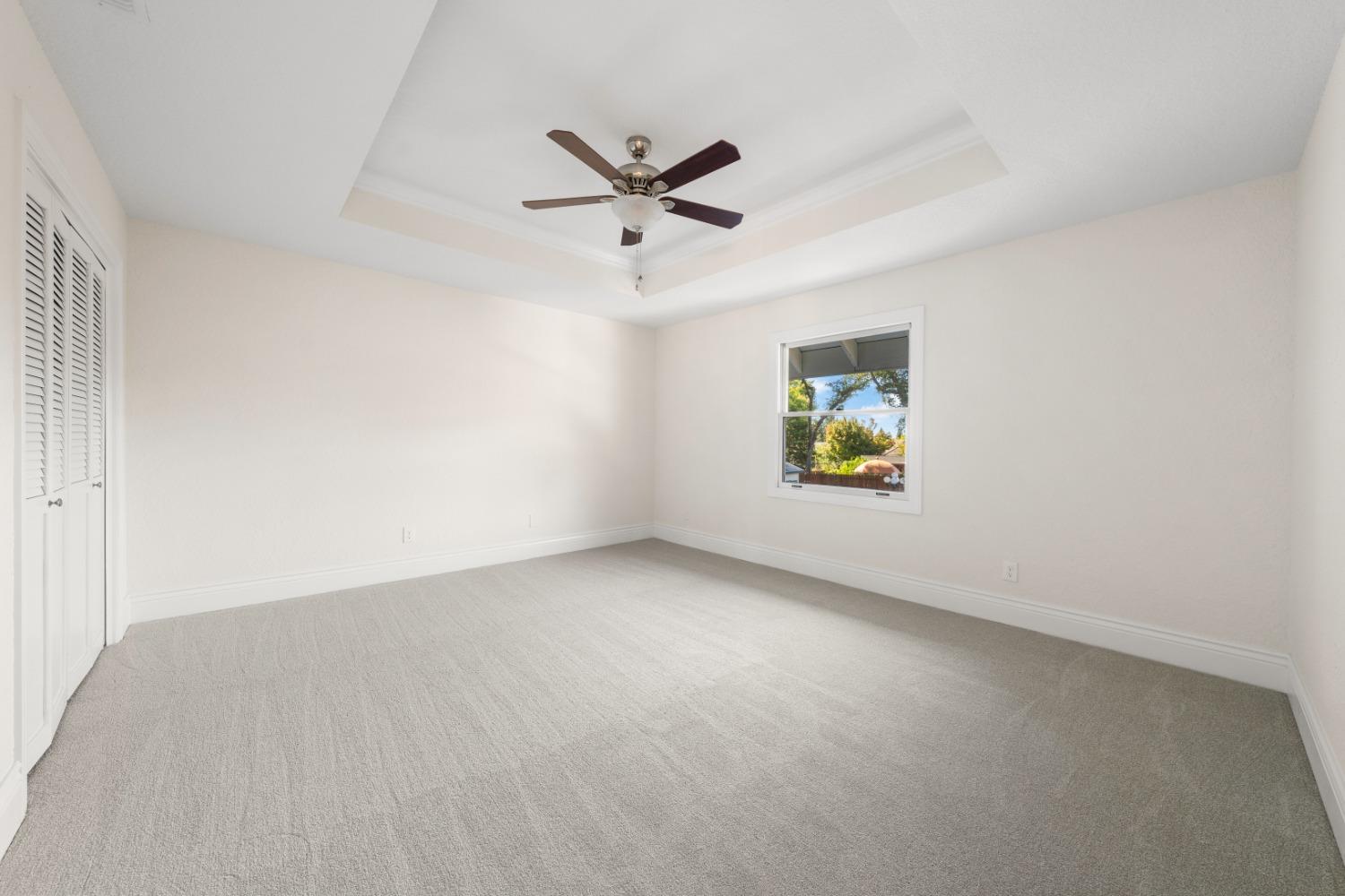 1946 Vista Creek Drive