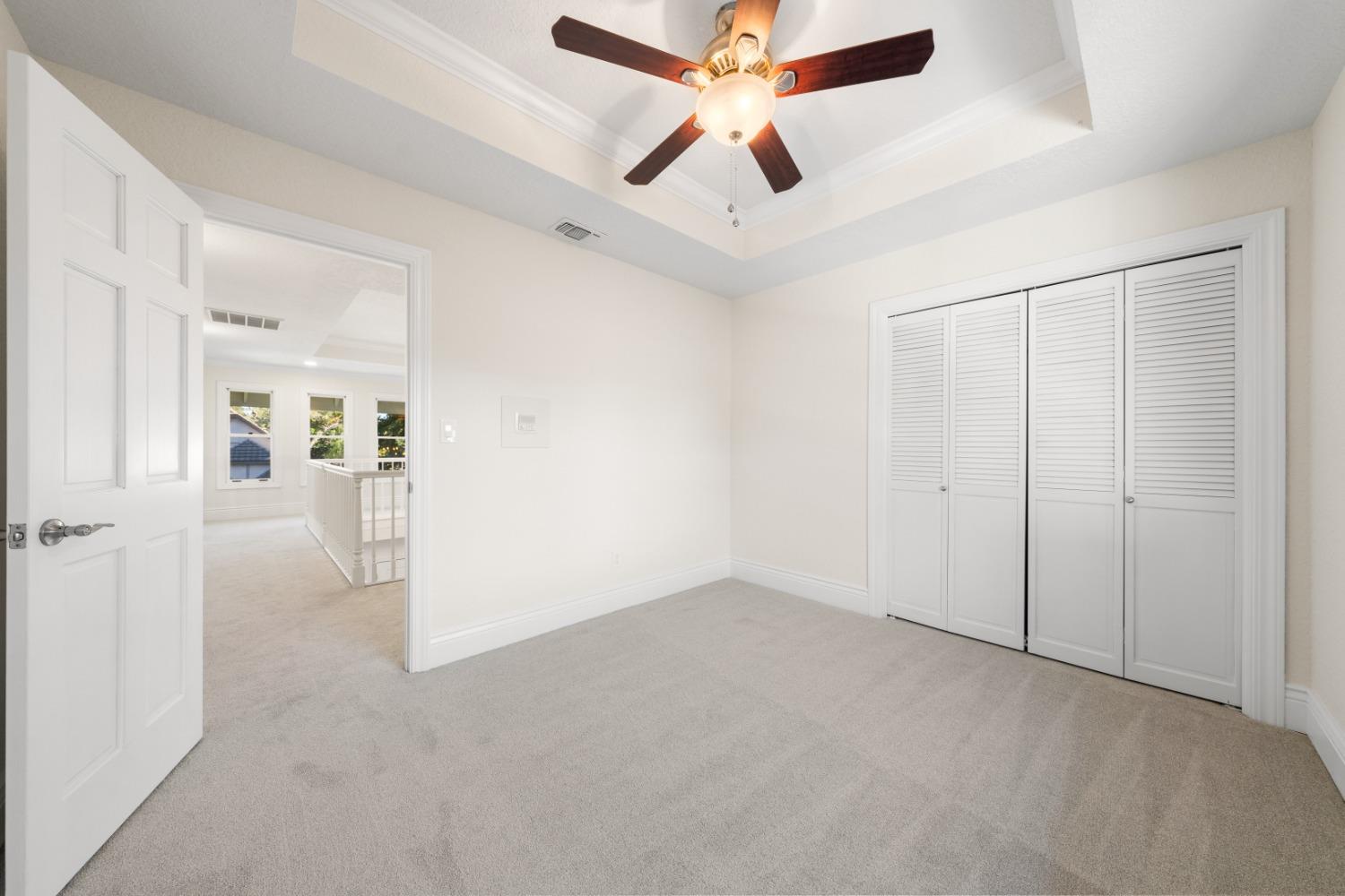 1946 Vista Creek Drive