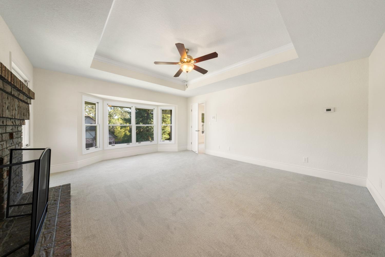 1946 Vista Creek Drive