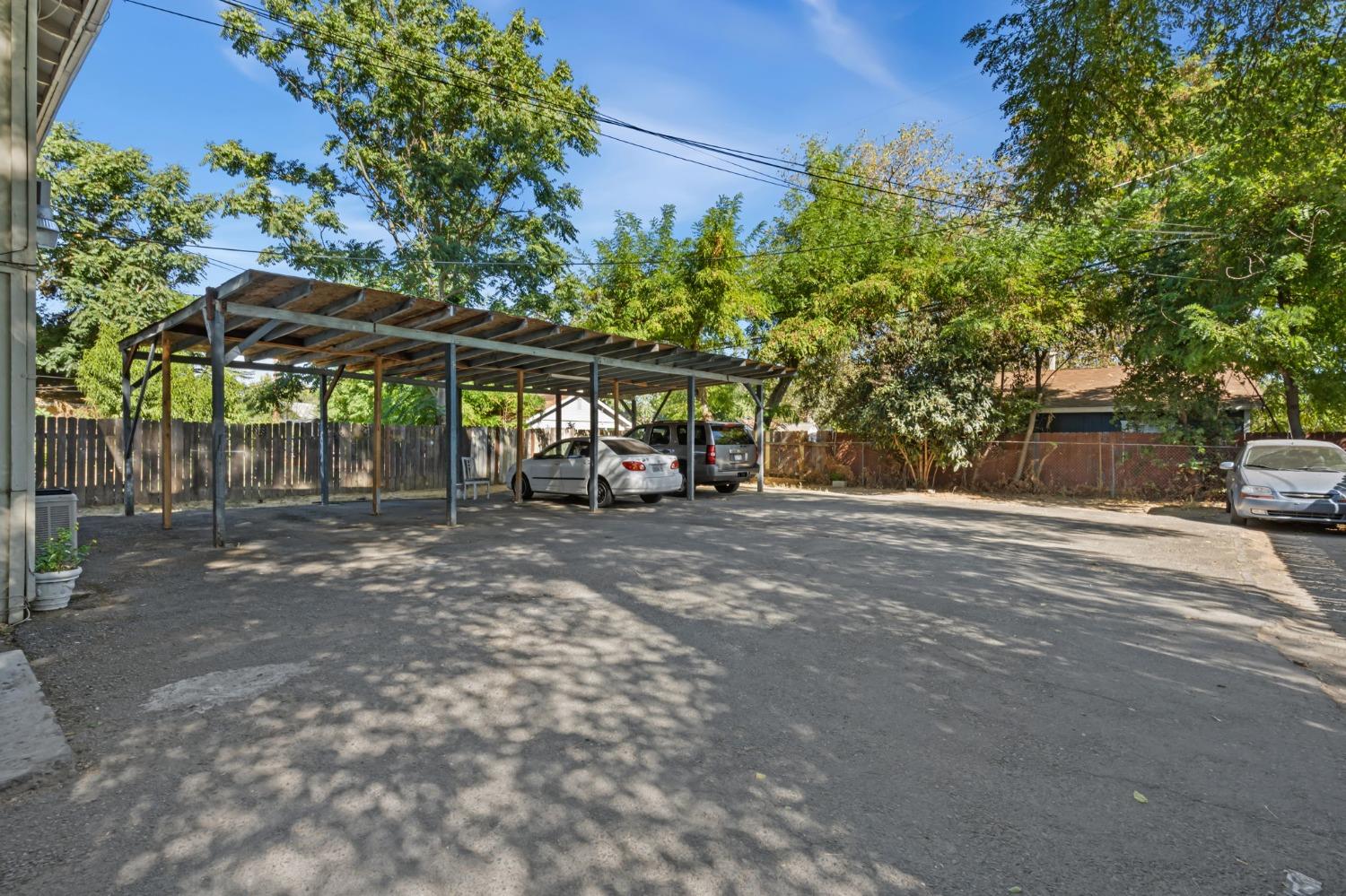 321 W El Camino Avenue