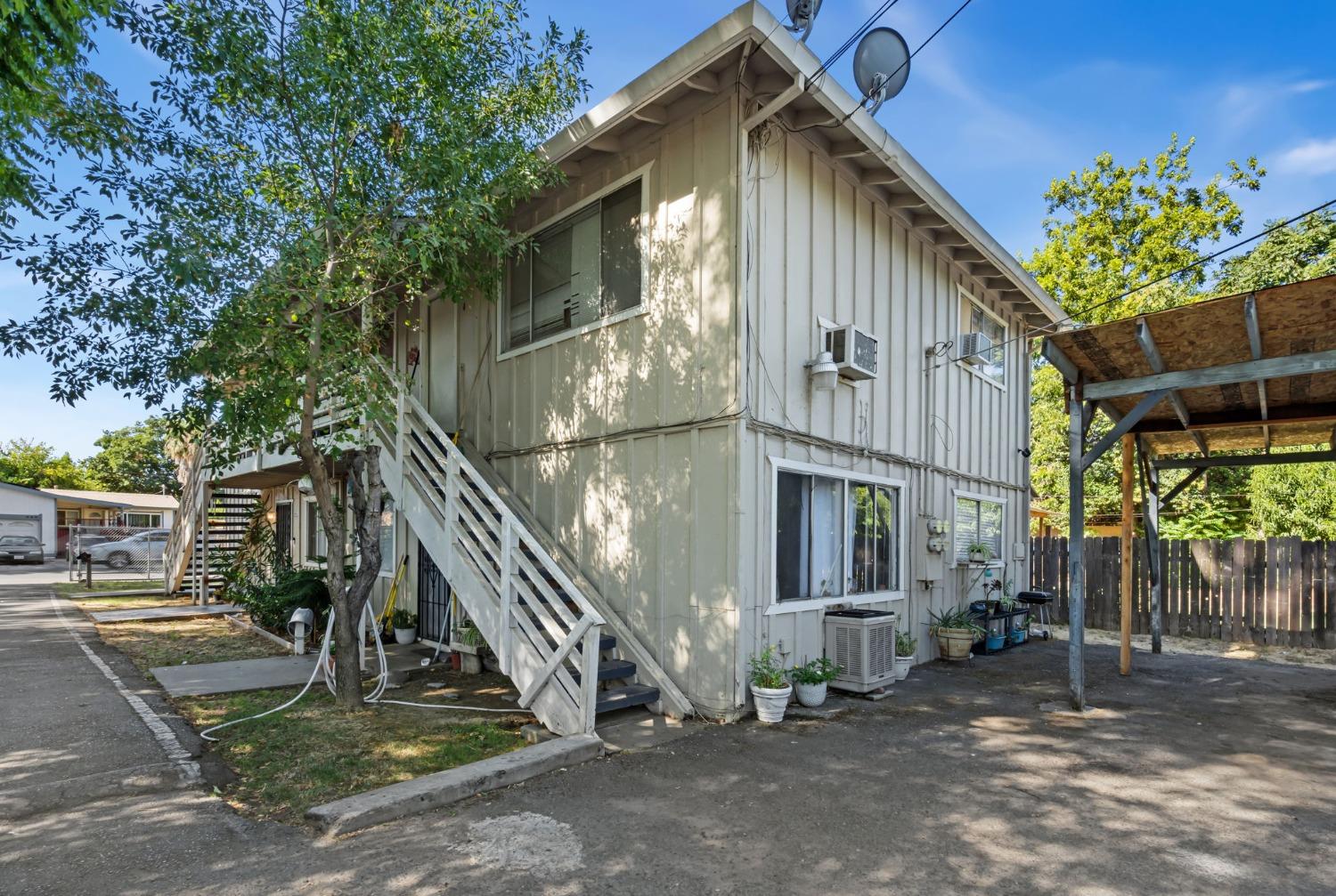 321 W El Camino Avenue