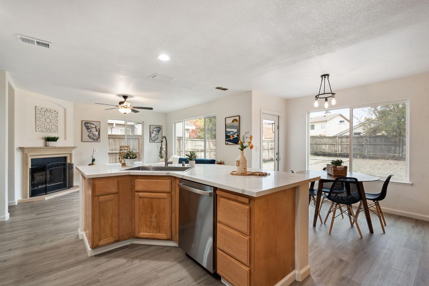 579 Regency Park Circle